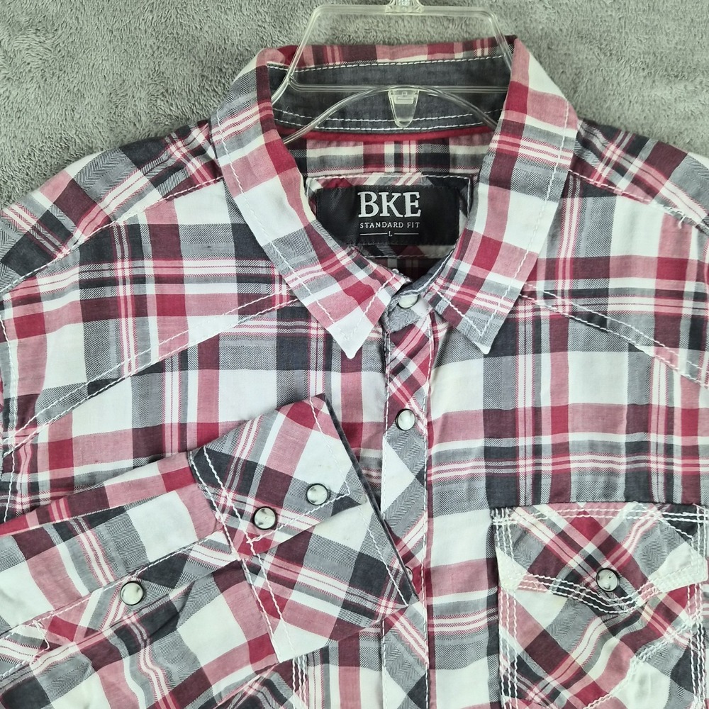 BKE Standard Fit Shirt Mens Pearl Snap Pink Gray Plaid Long Sleeve Western Ranch